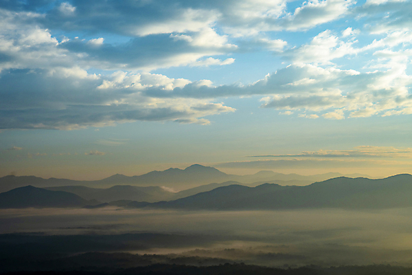 포토 JPG 해외이미지 식물 구름 여자 꽃 섬 밭 태국 자연 하늘 아침 추상 주택 풍경 사람없음 목재 초록색 파란색 빛 컬러풀 일출 계곡 어둠 새벽 안개 가을 흰색 시골 황금 이슬 대나무 언덕 속도 인도네시아 전국 절정 해외포토 주간 자연요소 나무 계절 아시아 컬러 무늬 농업 재료 날씨 사람 건물 노을 생태계 파일형식 이미지허브