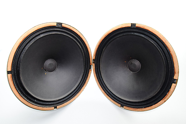 포토 JPG 해외이미지 디자인 2 놀이 미술 사람없음 목재 회색 수확 골동품 램프 60대 보고서 라디오 복고 디스코 오디오 70대 스테레오 대회 판지 반항 교향곡 소비에트 옛날 캡모자 팝 해외포토 나무 모자_잡화 노년 음악 컬러 농업 재료 모션 문화예술 조명 전자제품 소리 춤 파일형식 이미지허브