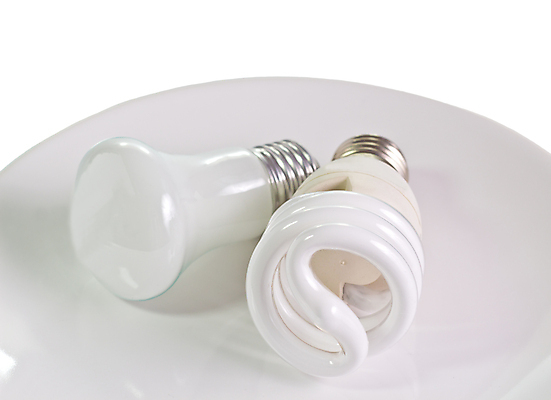 포토 JPG 해외이미지 접시 컨셉 전구 추상 사람없음 빛 힘 흰색 해외포토 식기 컬러 무늬 파일형식 이미지허브