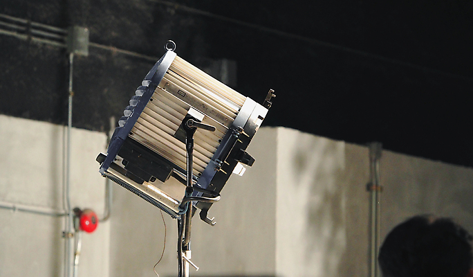 포토 JPG 해외이미지 매달리기 사람없음 빛 카메라 사진촬영 장비 삼각대 촬영장비 해외포토 모션 전자제품 촬영 도구 파일형식 이미지허브