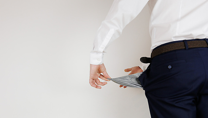 포토 JPG 해외이미지 직업 손 남자 감정 컨셉 돈 비즈니스 사람 사람없음 금융 경제 쇼핑 우정 슬픔 비즈니스맨 구멍 황무지 가난 실업 걱정 호기심 보여주기 빈털터리 파산 빚 우울증 위기 적자 해외포토 모션 신체부위 친구 직장인 재산 질병 파일형식 이미지허브