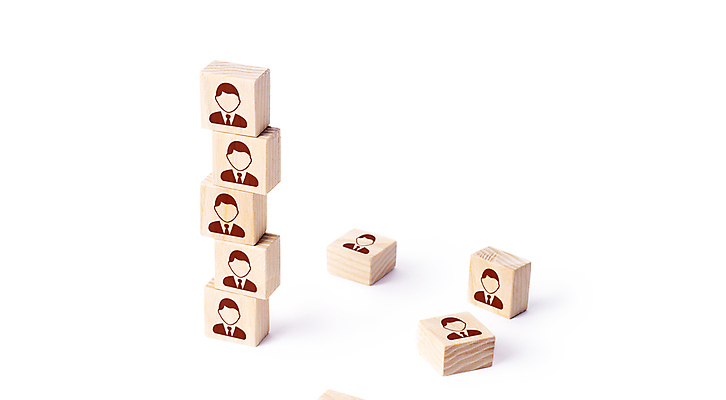 포토 JPG 해외이미지 비즈니스 사람모양 사람없음 쌓기 여러개 흰배경 나무블록 해외포토 모양 다수 백그라운드 모션 목재 블록 흰색 파일형식 이미지허브