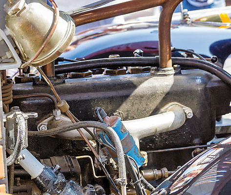 포토 JPG 해외이미지 자동차 독일 이벤트 20대 사람없음 축제 기계 골동품 축하 철 전시회 묘사 짐차 엔진 배기가스 실린더 옛날 철강 해외포토 유럽 육상교통 컨셉 청년 전시 파일형식 이미지허브