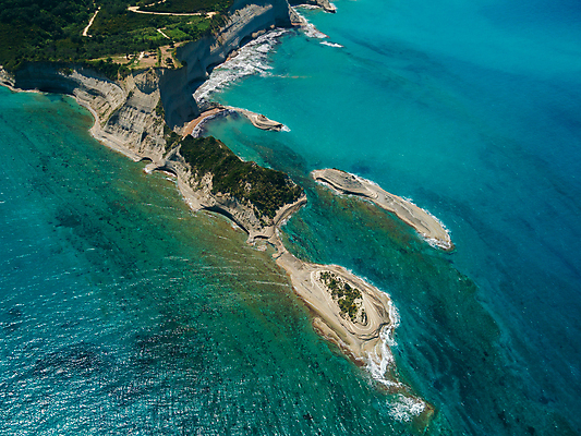 포토 JPG 해외이미지 구름 모래 파도 바다 섬 여행 컨셉 자연 하늘 휴가 안테나 사랑 풍경 사람없음 야외 물 여름 파란색 모래사장 평화 맑음 바위 흰색 만 뜨거움 보트 망토 지중해 그리스 장면 그리스인 코르푸 터키석 파라다이스 해외포토 자연요소 서양인 계절 감정 유럽 컬러 배_교통 통신 날씨 돌_바위 보석 생태계 파일형식 이미지허브