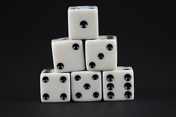 포토 JPG 해외이미지 사람없음 쌓기 도박 오브젝트 카지노 주사위 포커 해외포토 모션 게임 트럼프 파일형식 이미지허브