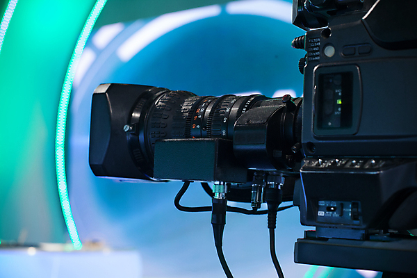 포토 JPG 해외이미지 직업 회의 대화 사람없음 빛 카메라 디지털 텔레비전 장비 무대 표현 기자 중앙 쇼 방송 언론 삼각대 동영상 캠코더 프로그램 해외포토 비즈니스 말하기 전자제품 파일형식 이미지허브