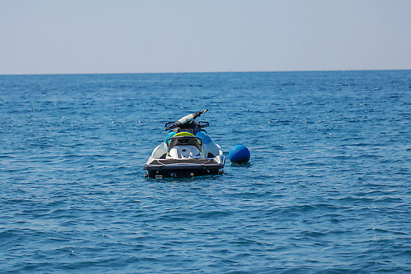 포토 JPG 해외이미지 라이프스타일 커플 행복 스포츠 파도 바다 여행 포즈 패턴 자연 놀이 하늘 휴가 스키 항해 안테나 건강 사람없음 야외 물 파란색 태양 힘 뜨거움 보트 떨어짐 속도 흥분 휴양지 분무기 제트기 해외포토 자연요소 감정 컬러 컨셉 무늬 배_교통 통신 관계 겨울스포츠 비행기 생활 장소 생태계 파일형식 이미지허브
