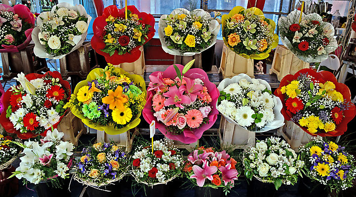 포토 JPG 해외이미지 식물 전통 꽃 유럽 문화 꽃다발 여행 잎 거리 국화 선물 사람없음 야외 장식 빨간색 초록색 컬러풀 장미 판매 상점 정원 프랑스 신선 도시 그룹 난초 시장 구매 농부 다발 만족 장면 타운 소매 프랑스어 해외포토 직업 문자 감정 나라 컬러 쇼핑 파일형식 이미지허브