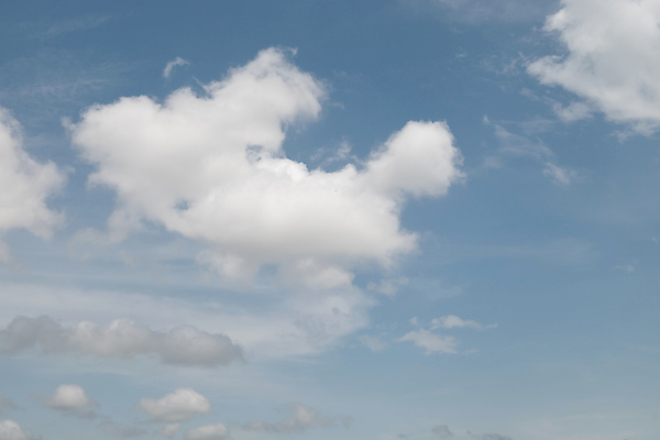 포토 JPG 해외이미지 구름 백그라운드 패턴 자연 벽지 하늘 바람 날씨 풍경 사람없음 야외 여름 파란색 빛 햇빛 태양 평화 환경 봄 에너지 자유 흰색 물방울 오픈 분위기 순수 천국 솜털 스카이라인 내추럴 오존 해외포토 자연요소 계절 컬러 컨셉 무늬 생태계 파일형식 이미지허브