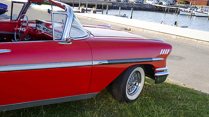 포토 JPG 해외이미지 디자인 교통시설 사람없음 내부 금속 골동품 클래식 우아함 묘사 복고 옛날 자동 제어 스타일 해외포토 교통 컨셉 재질 시설 파일형식 이미지허브