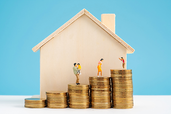 포토 JPG 해외이미지 커플 교육 행복 어린이 백그라운드 돈 비즈니스 가족 성공 미래 설계 주택 사람 사람없음 건물 금융 경제 동전 저축 성장 재산 구매 주식 은퇴 주기 투자 이익 가치 보험 대출 빚 수입 예산 자금 해외포토 건축물 감정 컨셉 관계 모션 쇼핑 파일형식 이미지허브