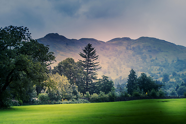 포토 JPG 해외이미지 구름 영어 공원 호수 영국 잉글랜드 산 파노라마 풍경 사람없음 걷기 어둠 하이킹 정상 언덕 지역 폭풍 절정 폭풍우 컴브리아주 해외포토 자연요소 문자 공공시설 유럽 모션 레저 날씨 촬영기법 비_날씨 자연재해 파일형식 이미지허브