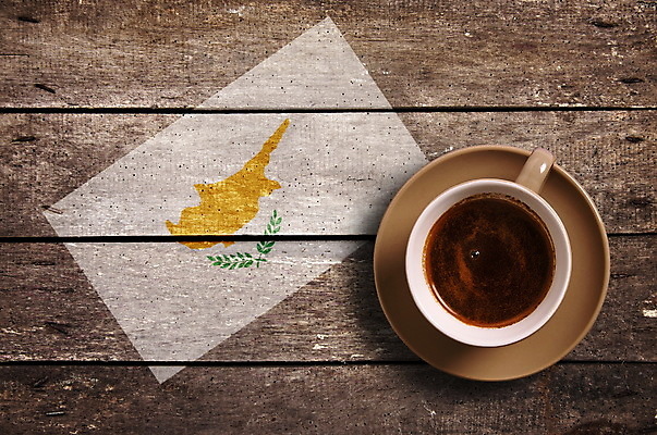 포토 JPG 해외이미지 디자인 문화 커피 음료 음식 백그라운드 아침 추상 사람없음 목재 컵 어둠 페인트 카페 머그컵 흰색 깃발 뜨거움 아침식사 정상 심볼 오브젝트 질감 에스프레소 애국심 전국 카페인 해외포토 주간 나무 식기 컬러 무늬 재료 상점 식사 파일형식 이미지허브