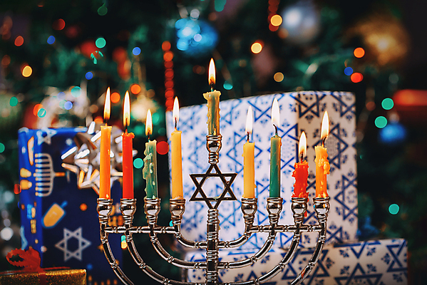 포토 JPG 해외이미지 전통 계절 종교 문화 촛불 휴가 사람없음 축제 축하 8 12월 심볼 촛대 신성 유대인 연소 광 놋쇠 신앙심 유태교 이스라엘 해외포토 컨셉 초 숫자 날짜 서아시아 파일형식 이미지허브