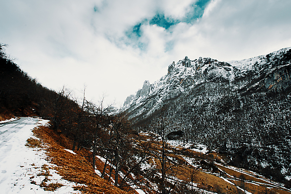 포토 JPG 해외이미지 구름 여행 캐나다 손가락 교통시설 휴가 스키 새로움 산 풍경 사람없음 가로 컬러풀 농경지 고요 등산 자유 흰색 고속도로 저녁 남극 빙하 봉 남쪽 산악지대 앨버타 웅장함 해외포토 자연요소 손 도로 컬러 교통 컨셉 북아메리카 겨울스포츠 농장 트래킹 야간 극지방 방향 시설 파일형식 이미지허브