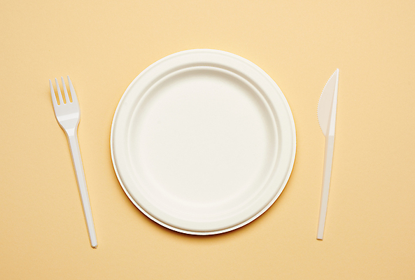 포토 JPG 해외이미지 포크 실내 사람없음 하이앵글 환경오염 나이프 쓰레기 일회용 플라스틱 노란배경 해외포토 식기 뷰포인트 백그라운드 컨셉 재질 내부 노란색 칼 파일형식 이미지허브