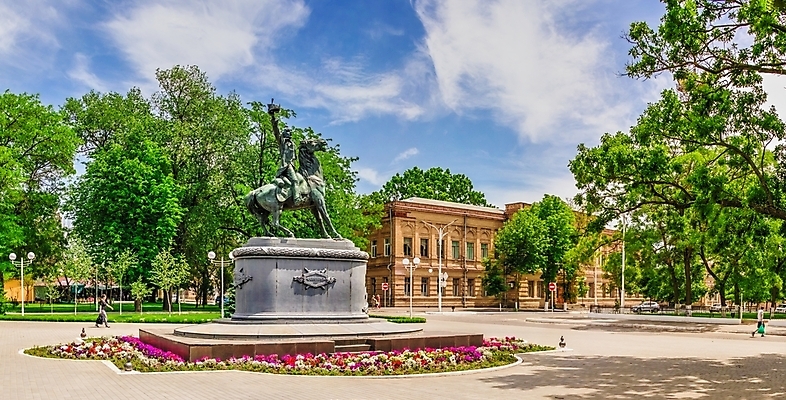 포토 JPG 해외이미지 공원 유럽 여행 건축양식 거리 사람없음 야외 건물 강 맑음 산책 도시 휴양지 모스크 정사각형 지역 포트 천연기념물 다뉴브강 우크라이나 해외포토 도형 건축물 공공시설 건축 나라 날씨 휴식 장소 이슬람교 파일형식 이미지허브
