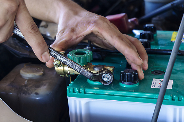 포토 JPG 해외이미지 산업 백그라운드 교통시설 자동차 노동자 새로움 사람없음 기계 공구 신선 변화 붓기 수리 역 휘발유 석유 컨테이너 서비스 시스템 짐차 엔진 정비공 모터 유지 고립 디젤 자동 해외포토 직업 육상교통 교통 컨셉 모션 도구 기술자 시설 파일형식 이미지허브