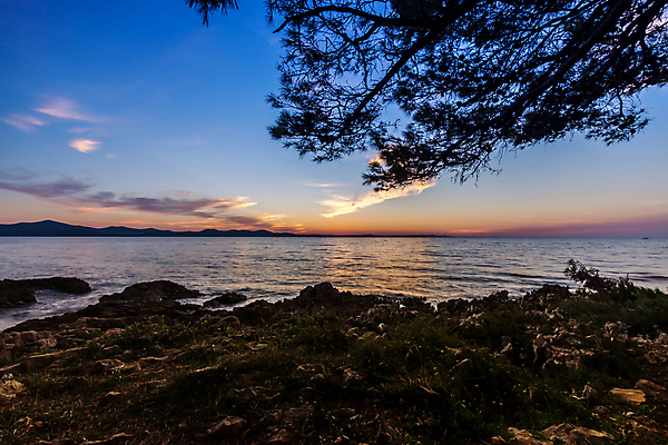 포토 JPG 해외이미지 바다 자연 풍경 사람없음 항구 일몰 새벽 가을 저녁 9월 지중해 휴양지 타운 크로아티아 해외포토 자연요소 계절 유럽 교통시설 노을 장소 도시 날짜 야간 생태계 파일형식 이미지허브