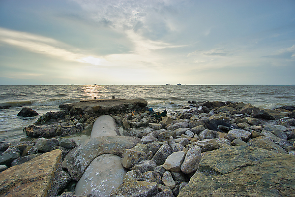 포토 JPG 해외이미지 구름 라이프스타일 실루엣 모래 바다 여행 백그라운드 오렌지 자연 하늘 휴가 휴식 사람 풍경 사람없음 야외 물 여름 파란색 빛 햇빛 태양 평화 일출 침묵 일몰 모래언덕 덩어리 남쪽 말레이시아 내추럴 혼자 수평선 해외포토 자연요소 계절 아시아 컬러 컨셉 과일 촬영기법 생활 노을 소리 방향 언덕 생태계 파일형식 이미지허브