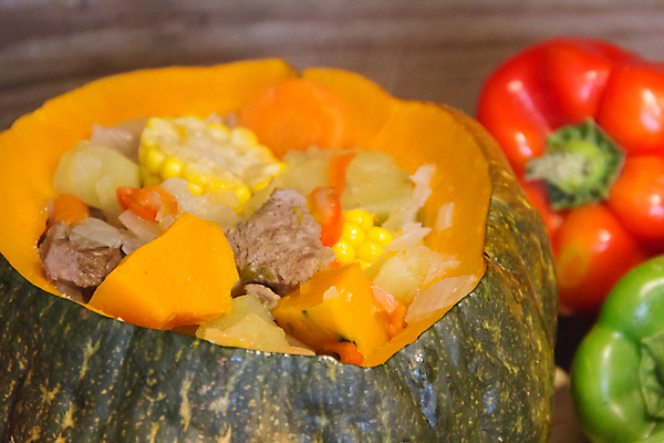 포토 JPG 해외이미지 전통 음식 토마토 호박 양파 감자 육류 옥수수 요리 사람없음 남아메리카 복숭아 칠레 스쿼시 아르헨티나 볼리비아 식민지 페루 해외포토 스포츠 채소 과일 식재료 곡류 아메리카 구기 파일형식 이미지허브