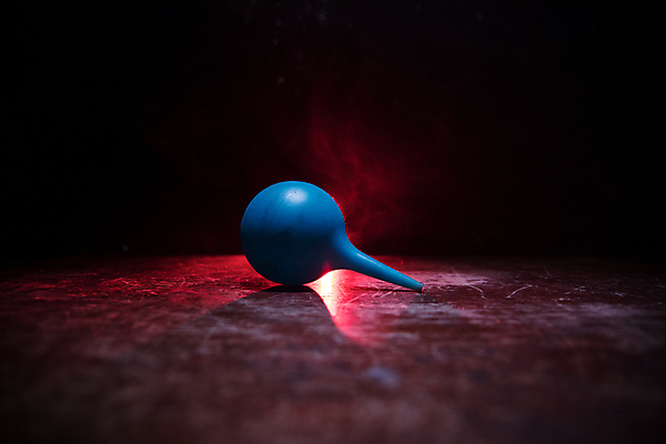 포토 JPG 해외이미지 직업 1 백그라운드 컨셉 전구 불 건강 병원 주사기 성인 사람없음 치료 물 파란색 빛 컬러풀 약 어둠 고통 장비 간호사 의사 공구 질병 불기 약국 고무 펌프 연소 돌봄 위생관리 해외포토 자연요소 감정 컬러 의학 의료기기 모션 관리 사람 의료진 도구 파일형식 이미지허브