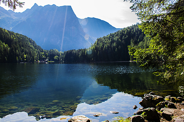 포토 JPG 해외이미지 나무 응시 공원 유럽 호수 여행 휴가 파노라마 풍경 사람없음 야외 물 관광지 세계 햇빛 평화 침묵 절벽 거울 하이킹 오스트리아 가장자리 신비 심볼 알프스 완벽 웅장함 인기 절정 터키석 환상 해외포토 자연요소 식물 시선 공공시설 나라 컨셉 레저 촬영기법 태양 소리 둘레 보석 파일형식 이미지허브