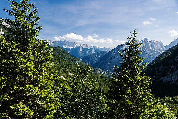 포토 JPG 해외이미지 공원 유럽 여행 자연 휴가 산 풍경 사람없음 야외 여행객 평화 계곡 산등성이 오르기 전국 해외포토 공공시설 나라 컨셉 모션 사람 생태계 파일형식 이미지허브