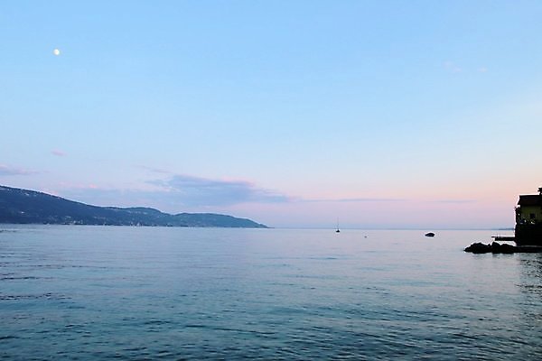 포토 JPG 해외이미지 나무 유럽 호수 여행 자연 하늘 휴가 산 파노라마 풍경 사람없음 야외 물 여름 컬러풀 맑음 이탈리아 장면 암초 해외포토 자연요소 식물 계절 나라 컬러 날씨 촬영기법 생태계 파일형식 이미지허브