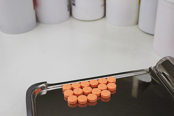 포토 JPG 해외이미지 아이콘 비즈니스 청진기 미래 건강 병원 사람없음 치료 글로벌 약 건강관리 진료 고통 장비 환자 의사 덮개 공구 긴급 면 도움 네트워크 수술 보호 상처 구급차 사건 서비스 붕대 롤 외과 고립 돌봄 압축 지원 치유 살균 해외포토 감정 컨셉 의학 의료기기 모션 자동차 관리 의료진 뚜껑 도구 파일형식 이미지허브