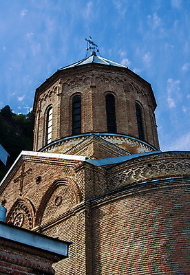 포토 JPG 해외이미지 전통 종교 문화 여행 백그라운드 건축양식 자연 하늘 산 풍경 사람없음 야외 건물 여름 파란색 성당 교회 탑 흰색 도시 사찰 신성 타운 수도원 남쪽 옛날 조지아 해외포토 건축물 계절 건축 컬러 종교건축 방향 생태계 동유럽 파일형식 이미지허브