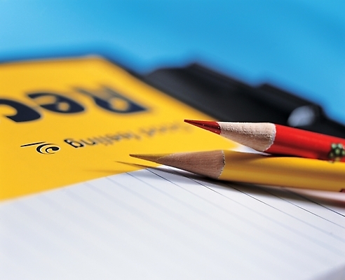 포토 JPG 백그라운드 비즈니스 문구용품 색연필 근접촬영 사람없음 간행물 책 연필 사무용품 공책 오브젝트 국내포토 뷰포인트 학용품 필기구 파일형식