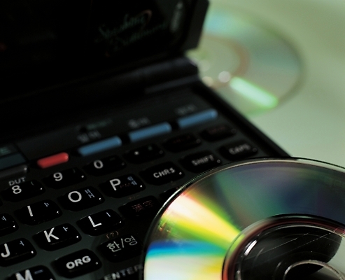 포토 JPG 백그라운드 비즈니스 근접촬영 사람없음 노트북 컴퓨터 사무용품 CD 오브젝트 전자사전 국내포토 뷰포인트 문구용품 전자제품 사전 파일형식