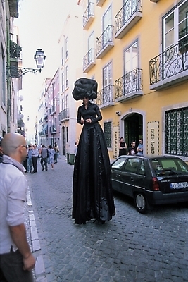 포토 JPG 해외풍경 도로 자연 거리 사람 풍경 이벤트 도시풍경 분장 축제 도시 군중 퍼포먼스 시민 도시인 국내포토 해외 길 교통시설 생태계 국민 파일형식