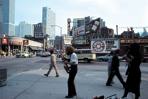 포토 JPG 서양인 해외풍경 여자 남자 도로 자연 거리 사람 풍경 여러명 도시풍경 연주자 가수 도시 시민 도시인 국내포토 외국인 해외 길 다수 교통시설 음악가 생태계 국민 파일형식