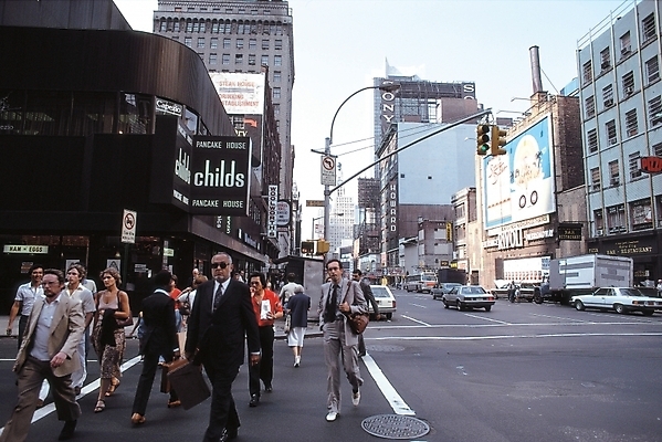 포토 JPG 서양인 해외풍경 도로 자연 거리 사람 풍경 도시풍경 도시 군중 시민 도시인 국내포토 외국인 해외 길 교통시설 생태계 국민 파일형식