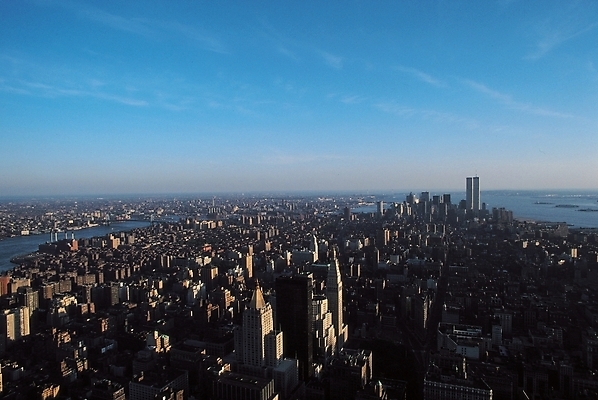 포토 JPG 구름 해외풍경 바다 자연 하늘 주택 풍경 빌딩 야외 건물 하이앵글 도시풍경 관찰 도시 상업시설 국내포토 자연요소 해외 건축물 뷰포인트 모션 시설 생태계 상업 파일형식