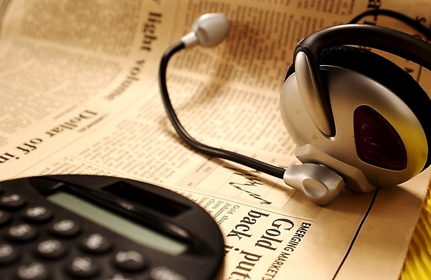 포토 JPG 이어폰 백그라운드 비즈니스 근접촬영 사람없음 사무용품 헤드폰 헤드셋 계산기 신문 오브젝트 국내포토 뷰포인트 음향기기 문구용품 간행물 장비 뉴스 파일형식