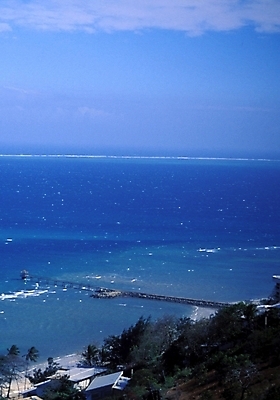 포토 JPG 주간 구름 해외풍경 바다 외국문화 자연 하늘 풍경 해변 사람없음 야외 오세아니아 방파제 파푸아뉴기니 국내포토 자연요소 해외 공공시설 나라 문화 생태계 파일형식