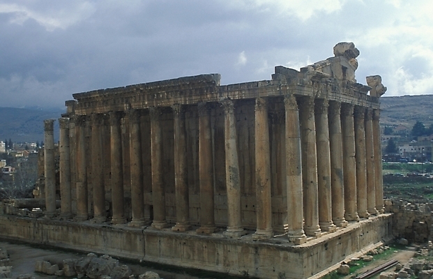 포토 JPG 해외풍경 시설물 건축물 건축 유럽 외국문화 여행 고건축 유적 중동 유적지 유럽건축 신전 사람없음 야외 관광지 문화재 기둥 레바논 로마신전 바알벡신전 국내포토 전통 해외 나라 문화 서양건축 풍경 파일형식