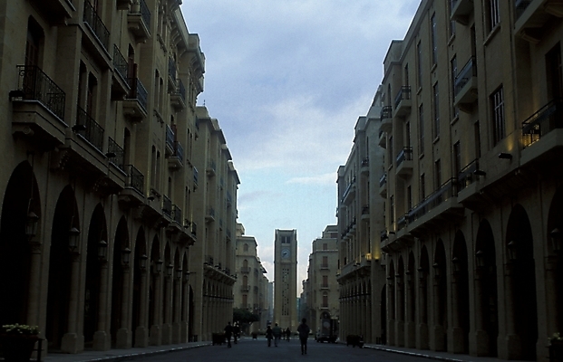 포토 JPG 해외풍경 해외 건축물 건축 외국문화 중동 자연 거리 풍경 빌딩 사람없음 야외 건물 도시 시계탑 레바논 상업시설 국내포토 나라 문화 탑 시설 생태계 상업 파일형식