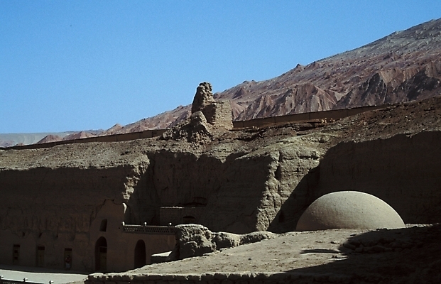 포토 JPG 주간 해외풍경 시설물 건축물 건축 여행 고건축 유적 유적지 자연 풍경 사람없음 야외 관광지 문화재 실크로드 국내포토 자연요소 전통 해외 생태계 파일형식
