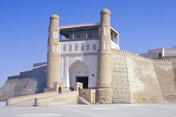 포토 JPG 주간 해외풍경 시설물 건축물 건축 외국문화 여행 고건축 중동 자연 풍경 사람없음 야외 건물 관광지 문화재 사찰 사원 이슬람교 모스크 우즈베키스탄 국내포토 자연요소 해외 나라 종교 문화 비즈니스 종교건축 생태계 중앙아시아 파일형식