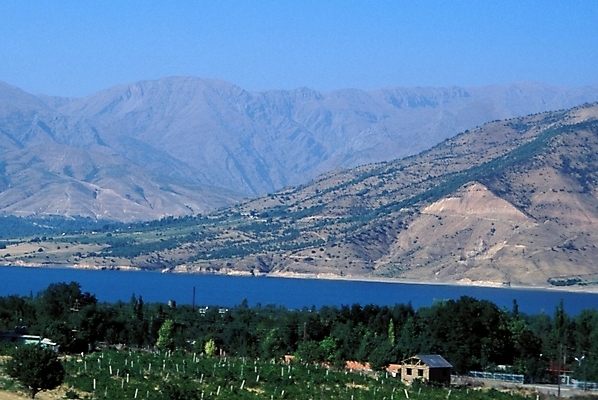 포토 JPG 주간 해외풍경 외국문화 중동 자연 산 풍경 사람없음 야외 강 우즈베키스탄 국내포토 자연요소 해외 나라 문화 생태계 중앙아시아 파일형식