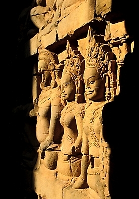 포토 JPG 주간 해외 건축물 건축 조각 외국문화 유적 유적지 유물 사람없음 야외 조각상 석상 조각_조소 국내포토 자연요소 전통 문화 고건축 조형물 조소 파일형식