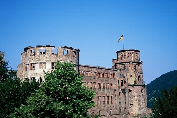 포토 JPG 주간 해외 시설물 건축물 건축 유럽 외국문화 고건축 유적 해외건축 유적지 유럽건축 유물 독일 풍경 사람없음 야외 성 고성 하이델베르크성 고성_옛성 국내포토 자연요소 전통 나라 문화 서양건축 파일형식