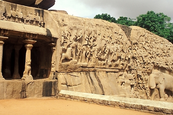 포토 JPG 주간 해외풍경 건축물 건축 여행 배경화면 백그라운드 유적 유적지 자연 풍경 사람없음 야외 관광지 돌_바위 사찰 사원 힌두교 국내포토 자연요소 전통 해외 종교 고건축 비즈니스 종교건축 생태계 파일형식