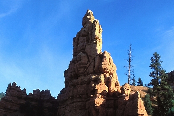 포토 JPG 해외풍경 외국문화 북아메리카 자연 바위산 산 아메리카 풍경 사람없음 미국 절벽 기암괴석 기암절벽 국내포토 해외 문화 바위_돌 돌산 대륙 생태계 파일형식