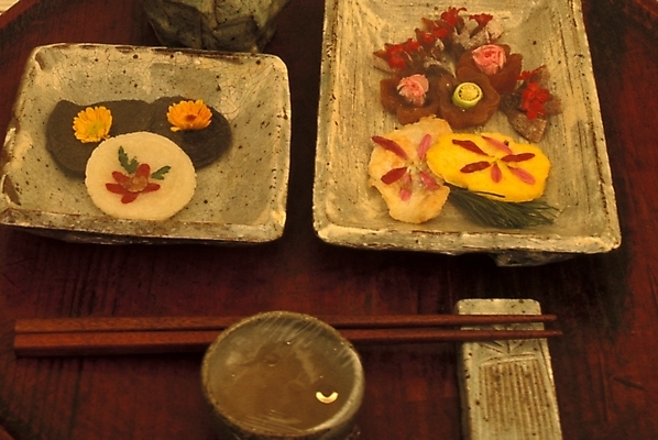 포토 JPG 한국문화 한국전통 한식 음식 디저트 떡 한국 사람없음 전통음식 전 다과 다과상 화전 화전병 제철음식 국내포토 동양문화 전통 아시아 제철 파일형식