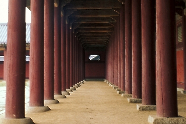 포토 JPG 한국문화 한국전통 전통 시설물 건축물 건축 고건축 사람없음 동양건축 궁전 세계문화유산 문화재 기둥 창덕궁 국내포토 동양문화 한국 파일형식 동양